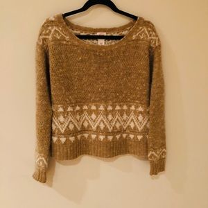 Mossimo Supply Co. Sweaters - Vintage looking sweater Mossimo Supply Co. Sweaters - Vintage looking sweater